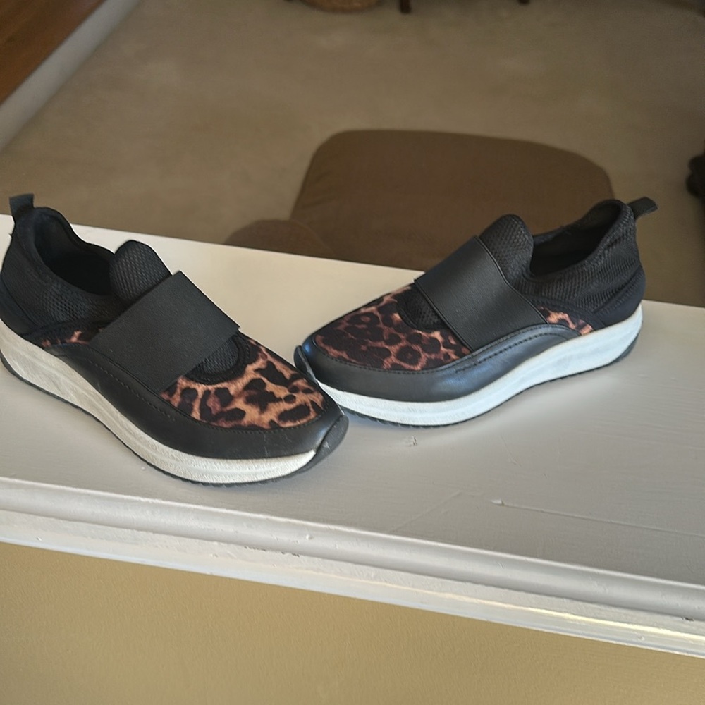 Anne Klein sport sneaker - Picture 5 of 7